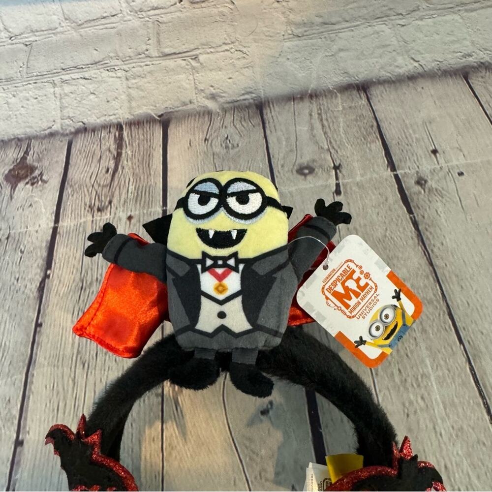 Despicable Me Universal Studios Vampire Minion Headband - Picture 2 of 3